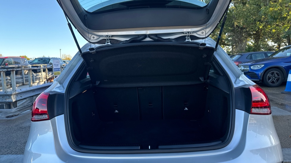 Mercedes-Benz A-Class A200 AMG Line Premium Plus 5dr Auto Petrol Hatchback - Image 4