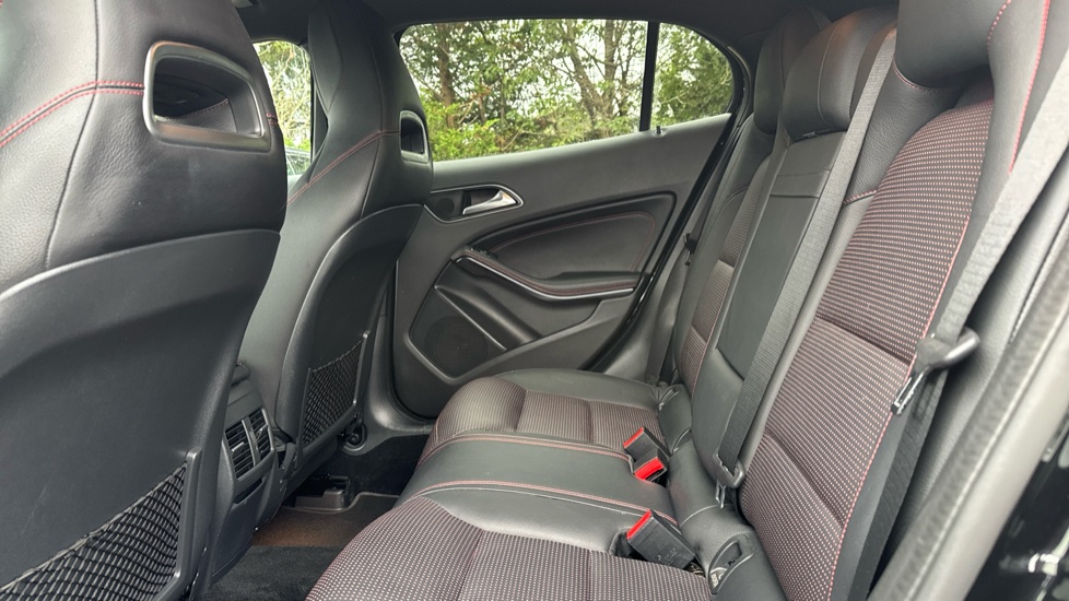 Mercedes-Benz GLA 250 4Matic AMG Line 5dr Auto [Premium] Petrol Hatchback - Image 16
