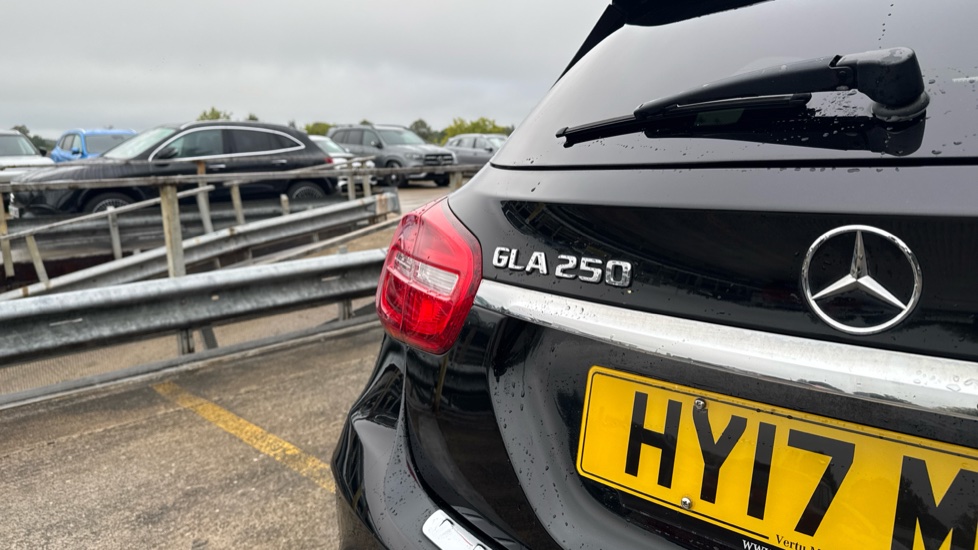 Mercedes-Benz GLA 250 4Matic AMG Line 5dr Auto [Premium] Petrol Hatchback - Image 21