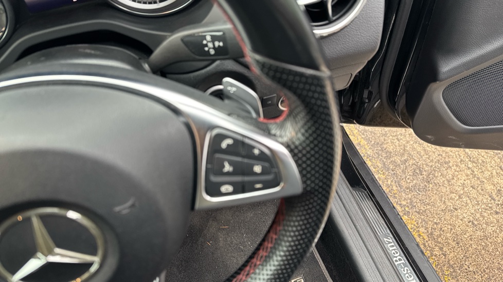 Mercedes-Benz GLA 250 4Matic AMG Line 5dr Auto [Premium] Petrol Hatchback - Image 27