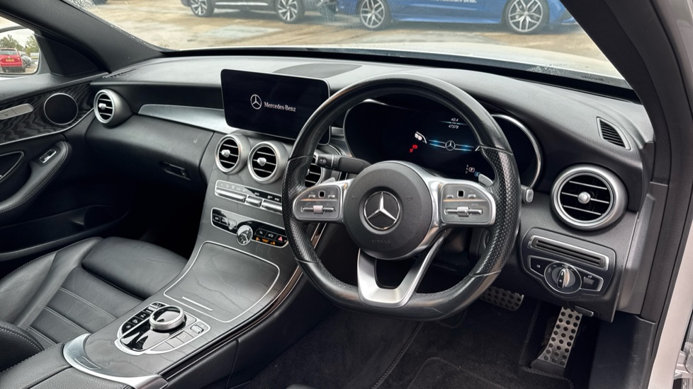 Mercedes-Benz C-Class C300 AMG Line Edition 4dr 9G-Tronic Petrol Saloon - Image 11