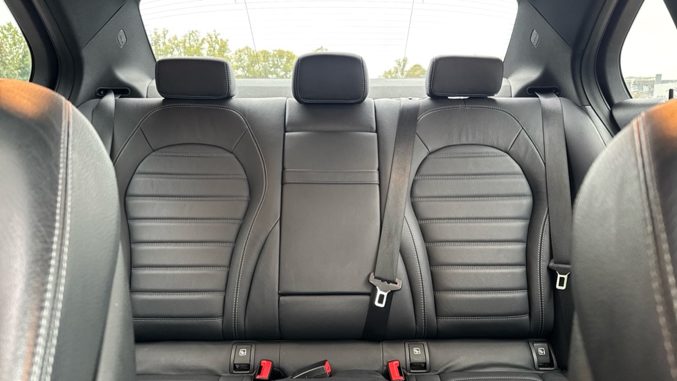 Mercedes-Benz C-Class C300 AMG Line Edition 4dr 9G-Tronic Petrol Saloon - Image 15
