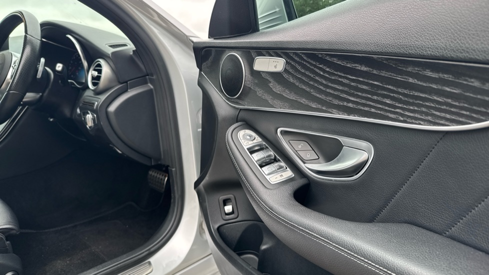 Mercedes-Benz C-Class C300 AMG Line Edition 4dr 9G-Tronic Petrol Saloon - Image 22