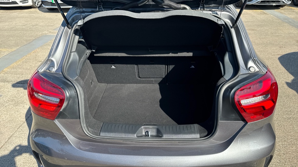 Mercedes-Benz A-Class A200d AMG Line Premium Plus 5dr Auto Diesel Hatchback - Image 4
