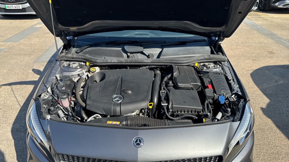 Mercedes-Benz A-Class A200d AMG Line Premium Plus 5dr Auto Diesel Hatchback - Image 8