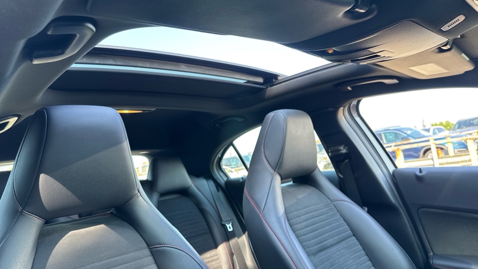 Mercedes-Benz A-Class A200d AMG Line Premium Plus 5dr Auto Diesel Hatchback - Image 28