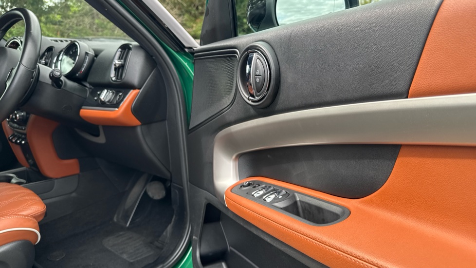 MINI Countryman 2.0 Cooper S Exclusive 5dr Auto Petrol Hatchback - Image 25