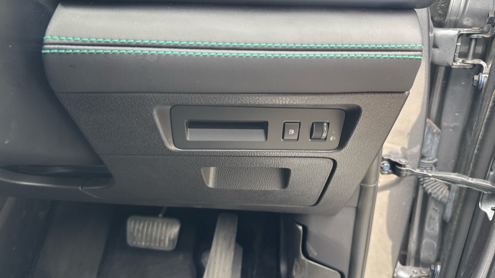 BYD Seal U 1.5 DM-i Comfort 5dr Auto Estate - Image 26