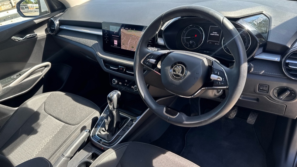 Skoda Fabia 1.0 TSI 110 SE L 5dr DSG Petrol Hatchback - Image 11