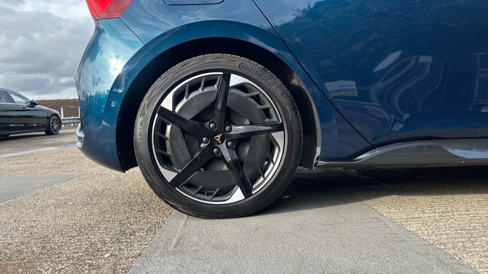 CUPRA Born 150kW V3 58kWh 5dr Auto Electric Hatchback - Image 7