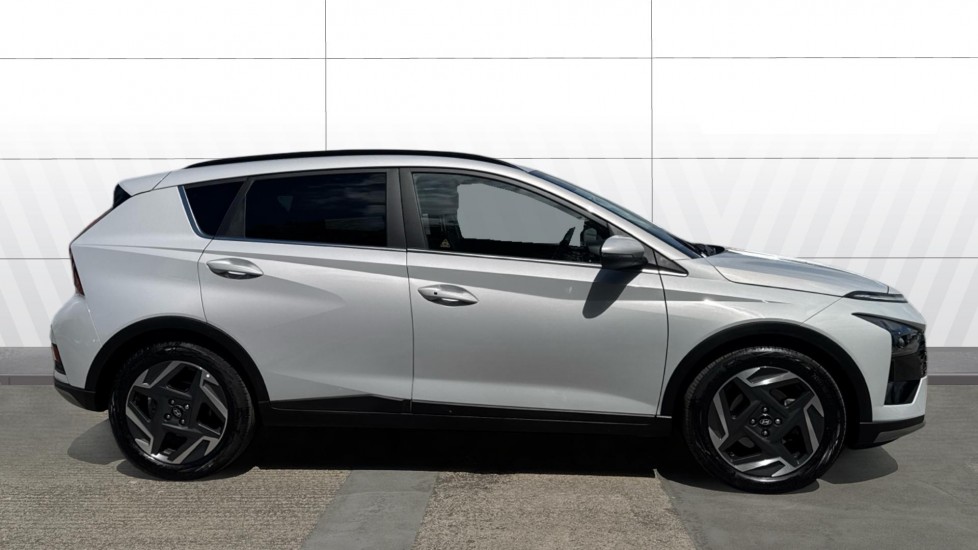 Hyundai BAYON 1.0 TGDi Ultimate 5dr DCT Petrol Hatchback - Image 5