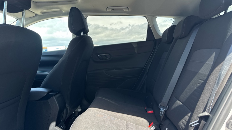 Hyundai BAYON 1.0 TGDi Ultimate 5dr DCT Petrol Hatchback - Image 16