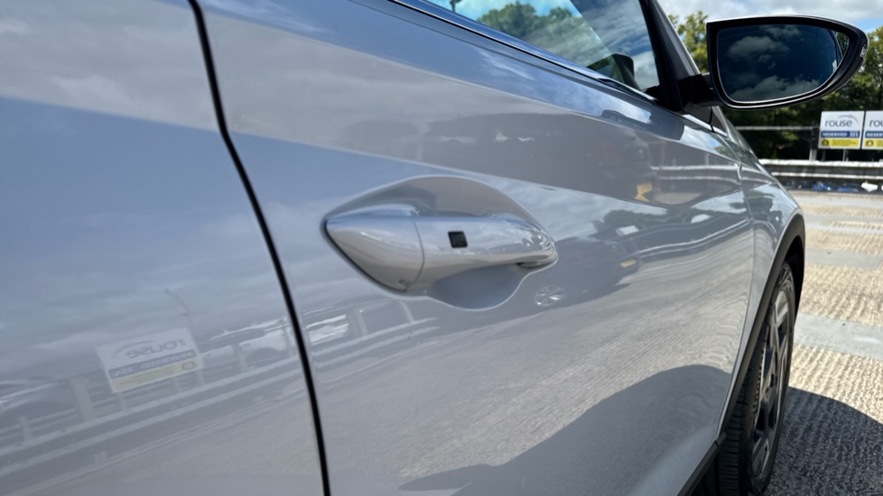 Hyundai BAYON 1.0 TGDi Ultimate 5dr DCT Petrol Hatchback - Image 23