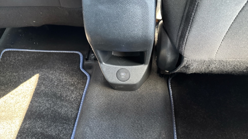 Hyundai BAYON 1.0 TGDi Ultimate 5dr DCT Petrol Hatchback - Image 30