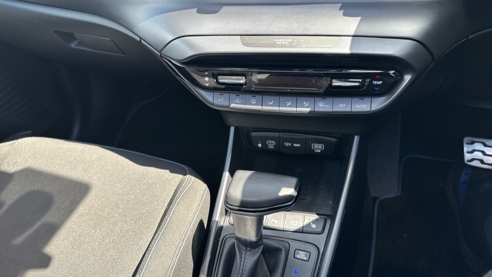 Hyundai BAYON 1.0 TGDi Ultimate 5dr DCT Petrol Hatchback - Image 31
