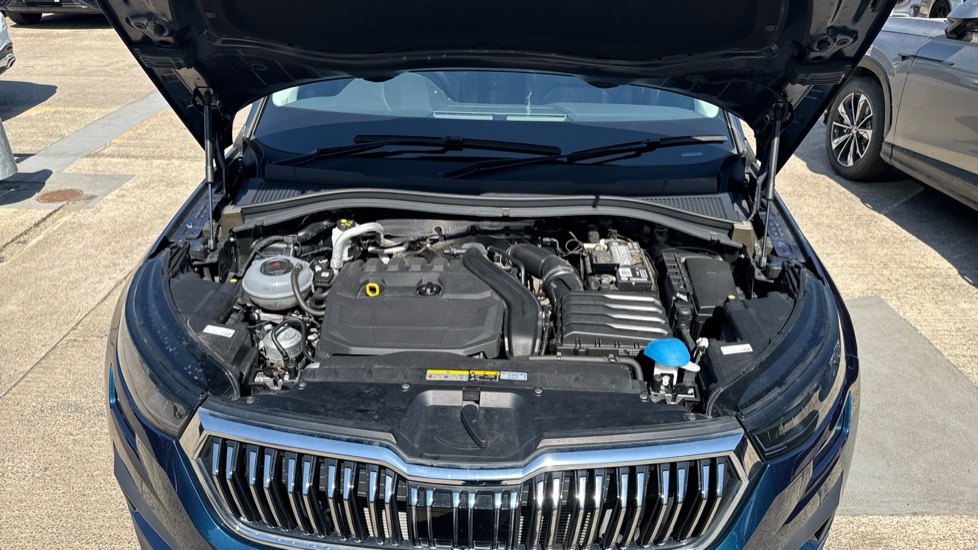 Skoda Kodiaq 1.5 TSI SE L Executive 5dr DSG [7 Seat] Petrol Estate - Image 8