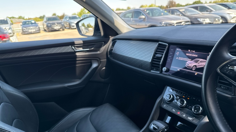 Skoda Kodiaq 1.5 TSI SE L Executive 5dr DSG [7 Seat] Petrol Estate - Image 14