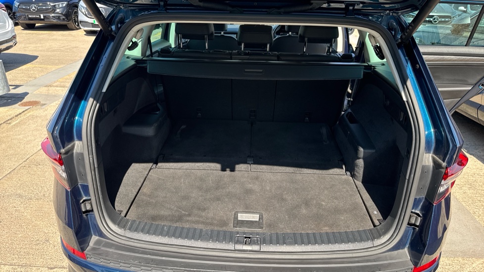 Skoda Kodiaq 1.5 TSI SE L Executive 5dr DSG [7 Seat] Petrol Estate - Image 21