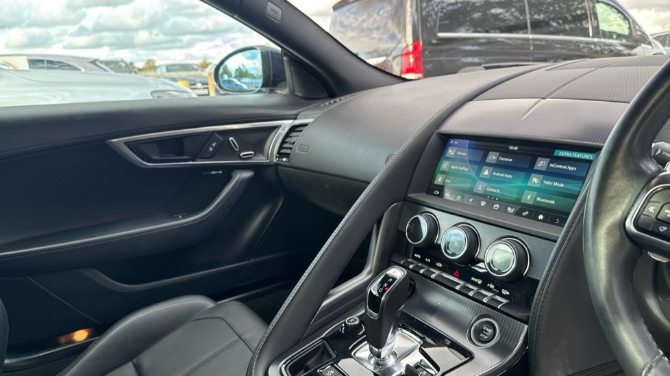 Jaguar F-Type 2.0 P300 First Edition 2dr Auto Petrol Coupe - Image 14