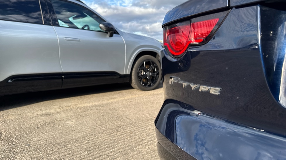 Jaguar F-Type 2.0 P300 First Edition 2dr Auto Petrol Coupe - Image 21