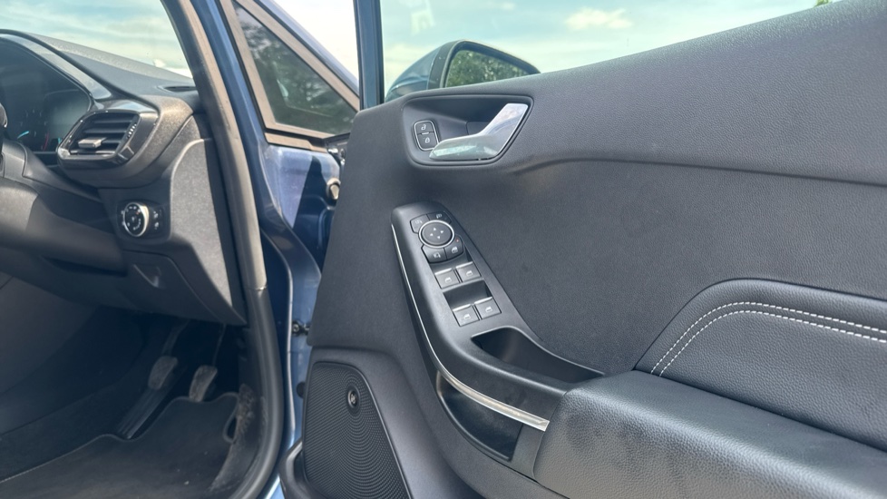 Ford Fiesta 1.0 EcoBoost 95 Titanium X 5dr Petrol Hatchback - Image 24