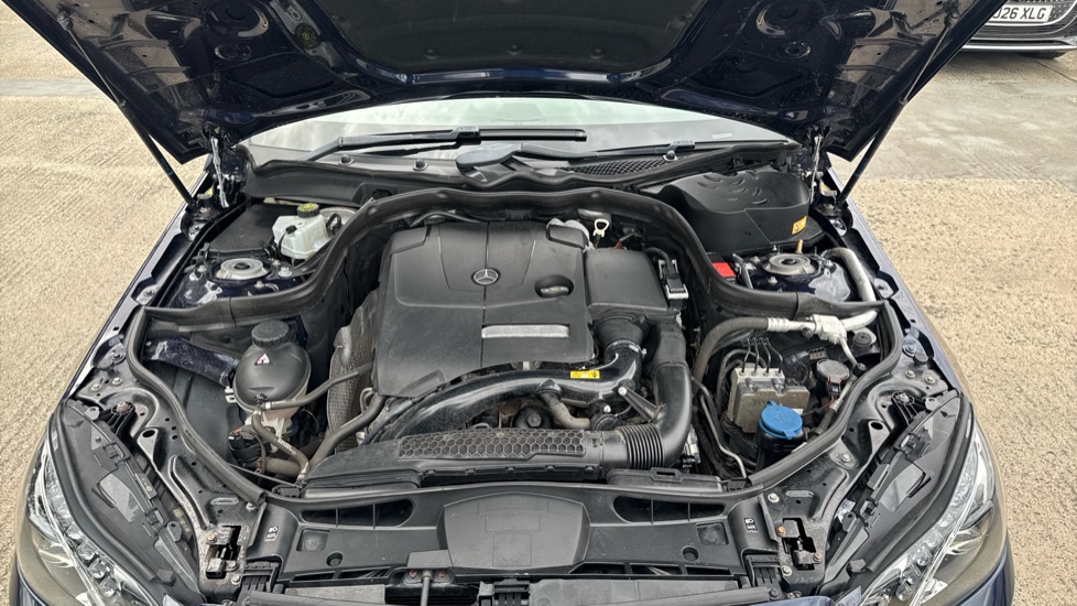 Mercedes-Benz E-Class E250 SE 4dr 7G-Tronic Petrol Saloon - Image 8
