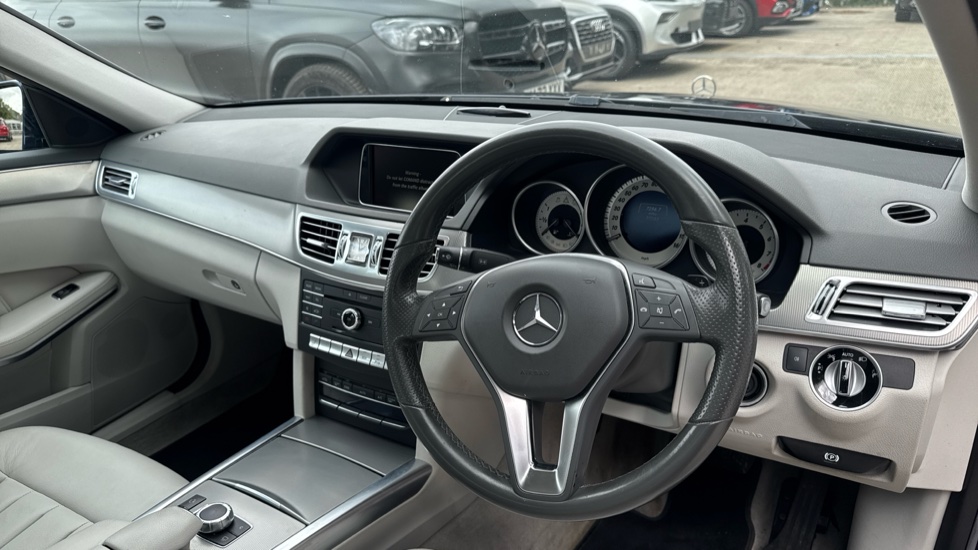 Mercedes-Benz E-Class E250 SE 4dr 7G-Tronic Petrol Saloon - Image 11