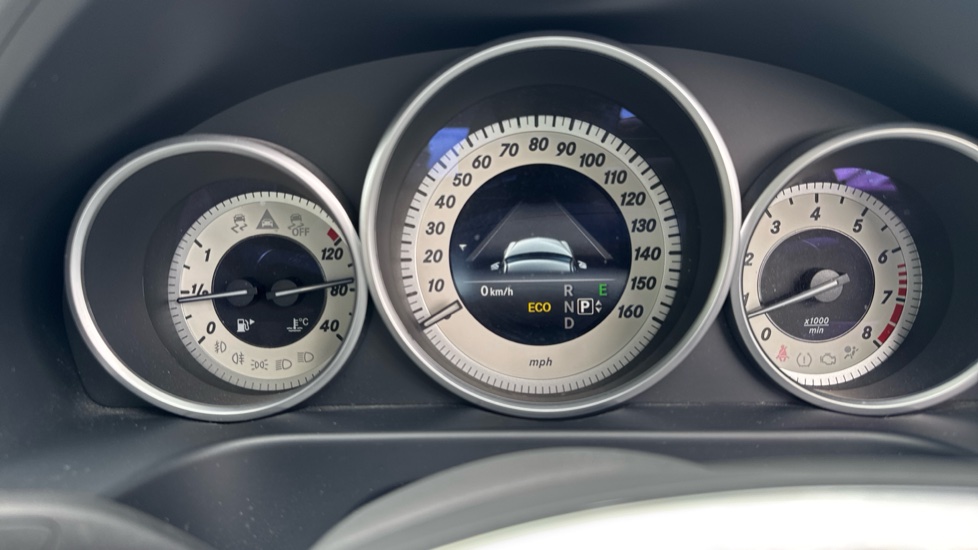 Mercedes-Benz E-Class E250 SE 4dr 7G-Tronic Petrol Saloon - Image 38