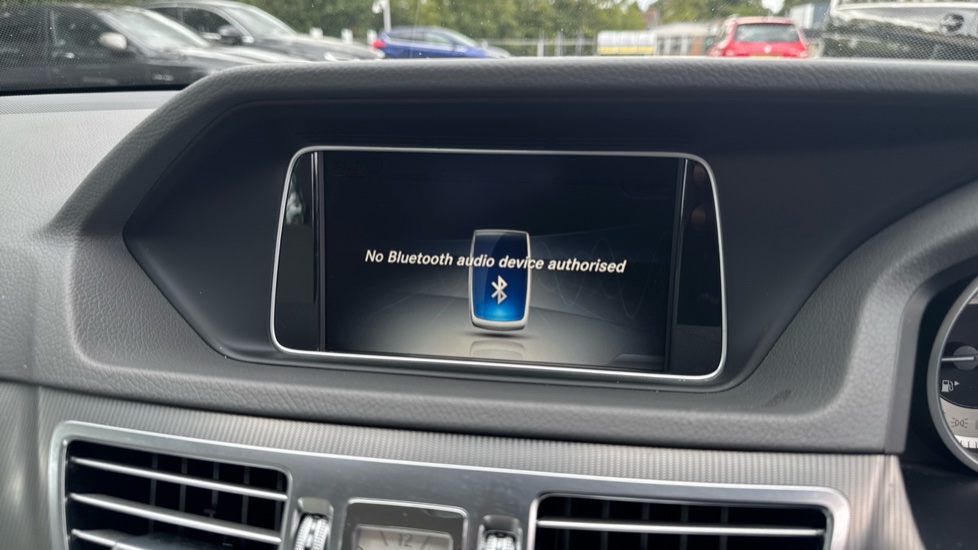 Mercedes-Benz E-Class E250 SE 4dr 7G-Tronic Petrol Saloon - Image 43
