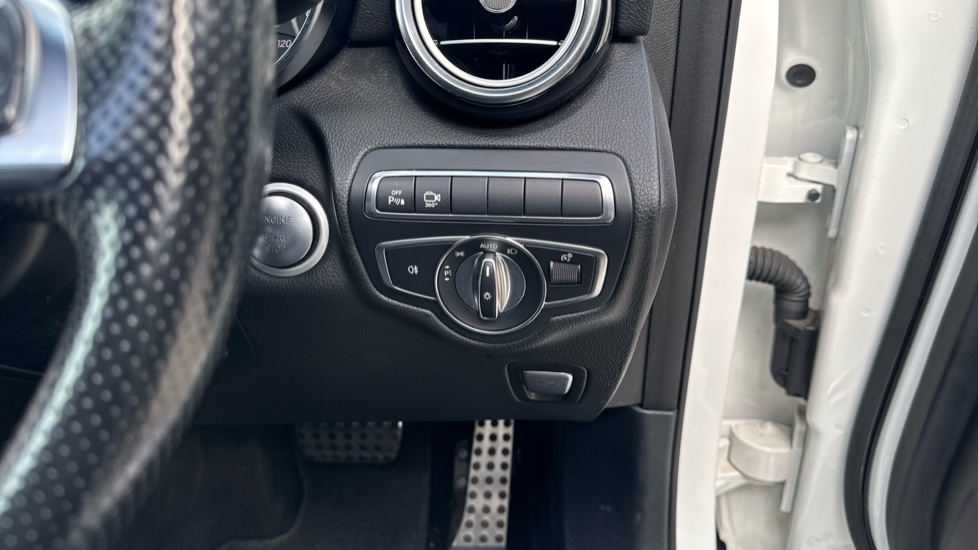 Mercedes-Benz GLC 220d 4Matic AMG Line Premium 5dr 9G-Tronic Diesel Estate - Image 27