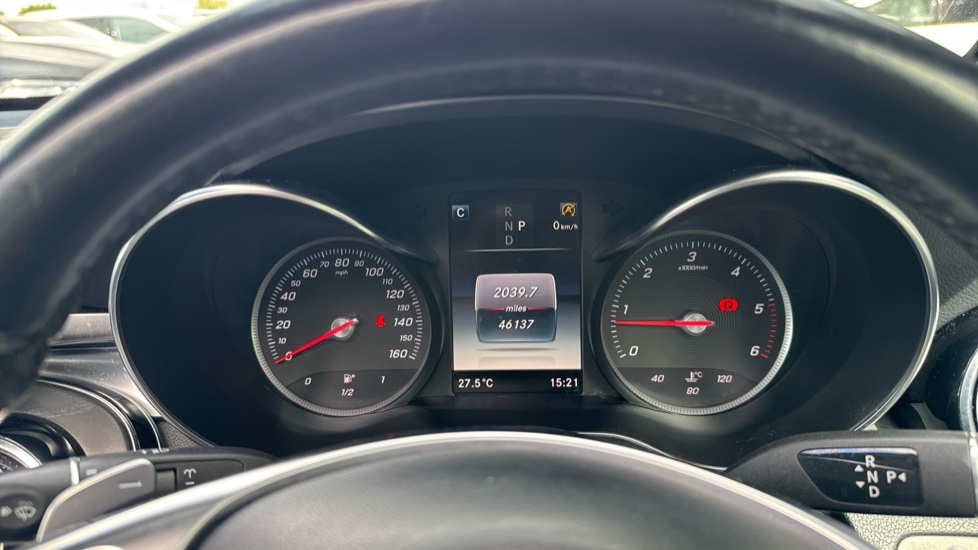 Mercedes-Benz GLC 220d 4Matic AMG Line Premium 5dr 9G-Tronic Diesel Estate - Image 33