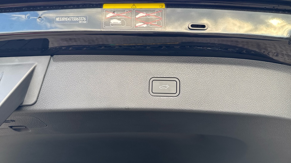 smart Hashtag 1 200kW Premium 66kWh 5dr Auto Electric Hatchback - Image 22