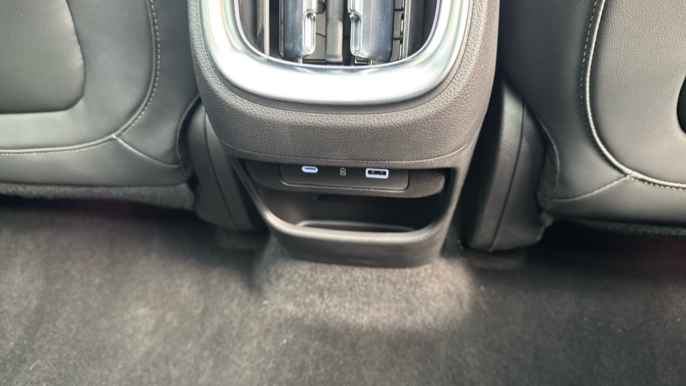 smart Hashtag 1 200kW Premium 66kWh 5dr Auto Electric Hatchback - Image 33