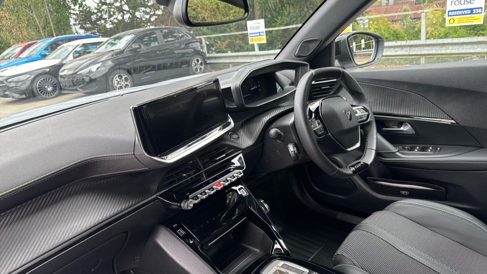Peugeot 2008 1.2 PureTech 130 GT 5dr EAT8 Petrol Estate - Image 9