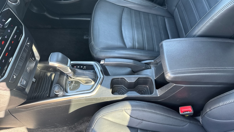 Kgm Tivoli 1.5 K40 5dr Auto Petrol Hatchback - Image 13