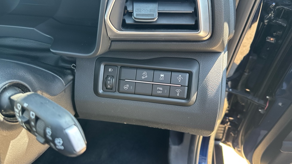 Kgm Tivoli 1.5 K40 5dr Auto Petrol Hatchback - Image 25