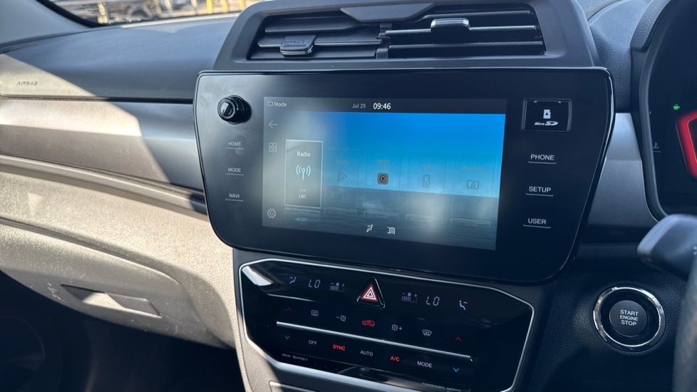 Kgm Tivoli 1.5 K40 5dr Auto Petrol Hatchback - Image 38