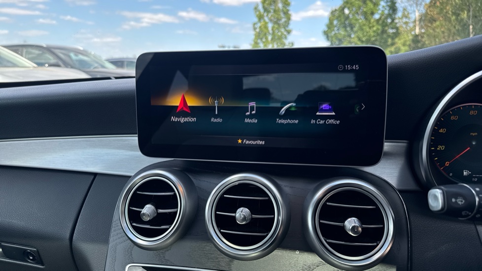 Mercedes-Benz C-Class C220d AMG Line Premium Plus 2dr 9G-Tronic Diesel Coupe - Image 12