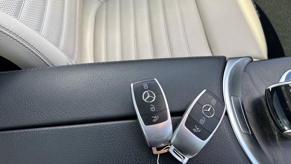 Mercedes-Benz C-Class C220d AMG Line Premium Plus 2dr 9G-Tronic Diesel Coupe - Image 20