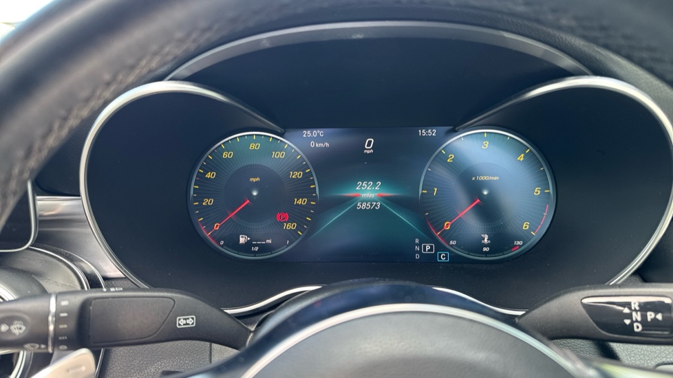Mercedes-Benz C-Class C220d AMG Line Premium Plus 2dr 9G-Tronic Diesel Coupe - Image 31