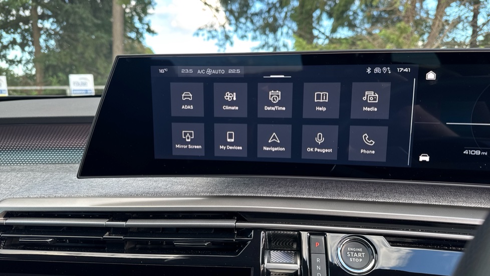 Peugeot 3008 1.2 Hybrid 145 GT 5dr e-DSC6 Petrol Estate - Image 34