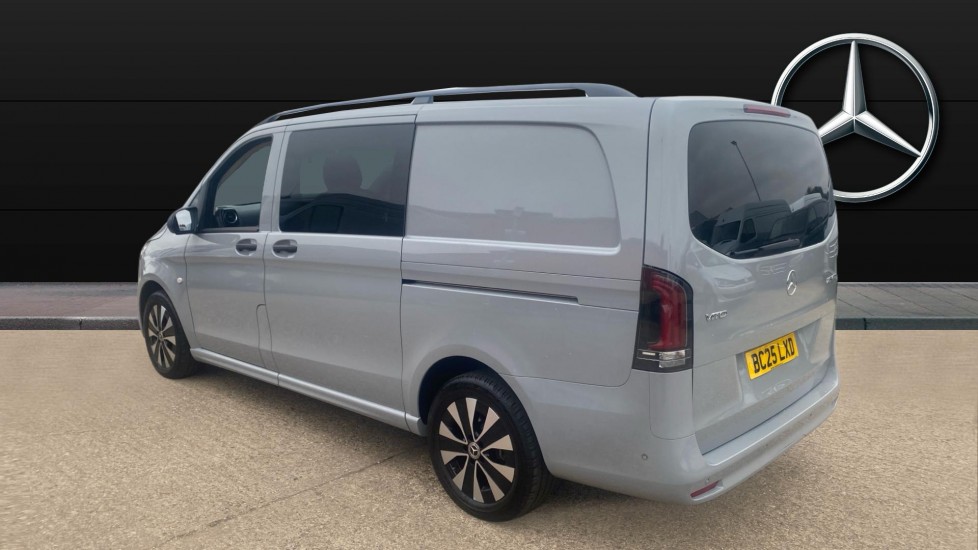 Mercedes-Benz Vito L2 Diesel Rwd 119CDI Select Crew Van 9G-Tronic - Image 4