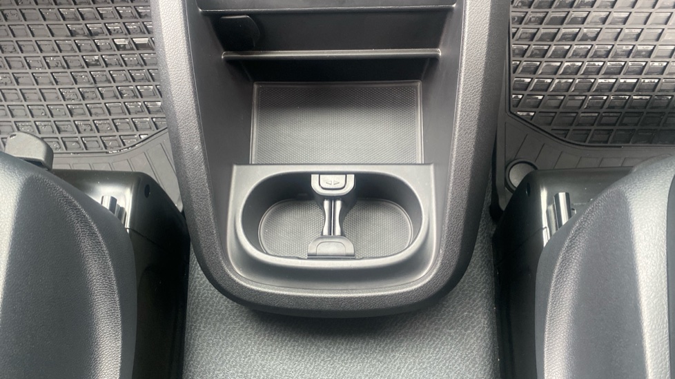 Mercedes-Benz Vito L2 Diesel Rwd 119CDI Select Crew Van 9G-Tronic - Image 32
