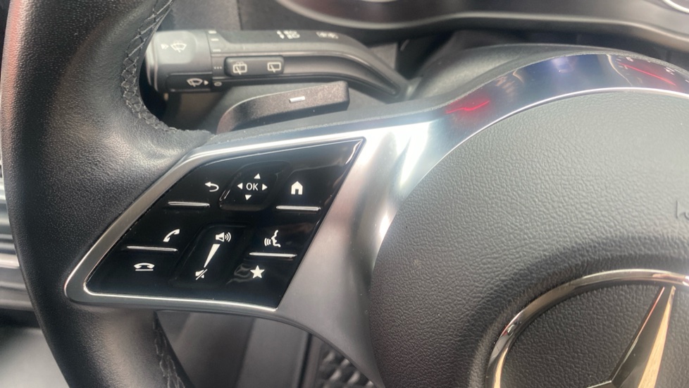 Mercedes-Benz Vito L2 Diesel Rwd 119CDI Select Crew Van 9G-Tronic - Image 35