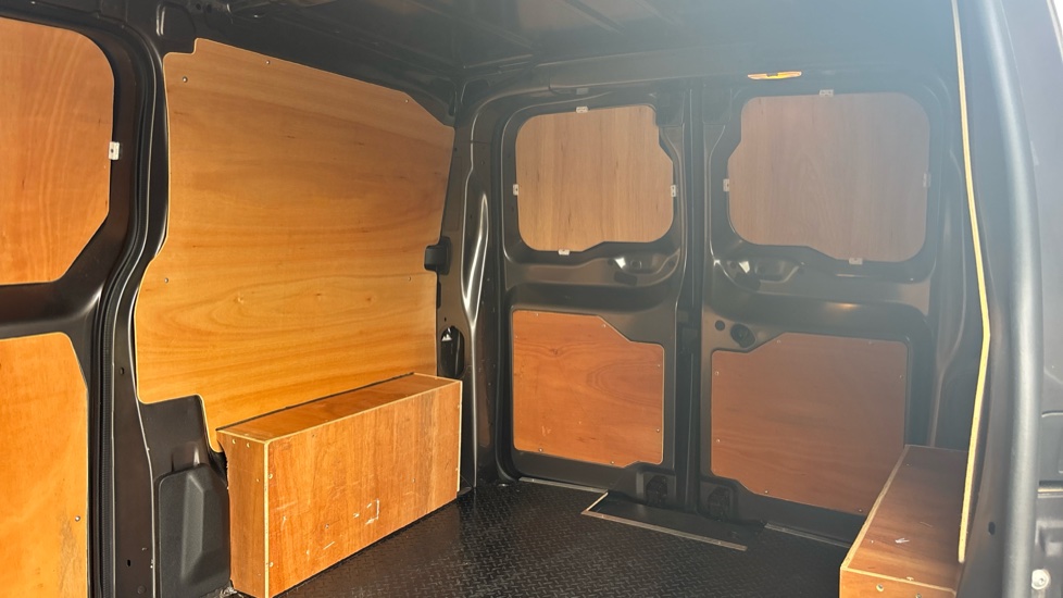 Peugeot Expert L1 Diesel 2.0 BlueHDi 145 Professional Van - Image 14