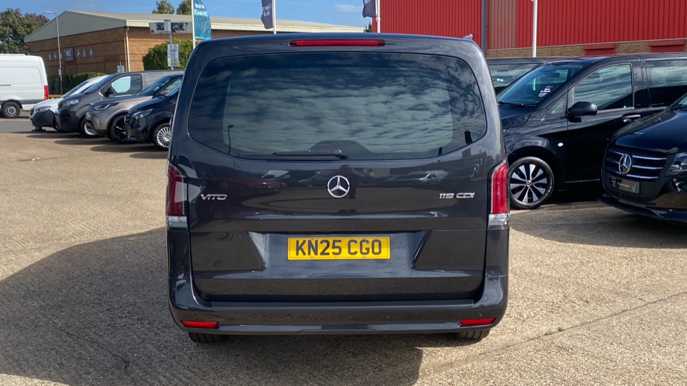 Mercedes-Benz Vito L2 Diesel Rwd 119CDI Select Crew Van 9G-Tronic - Image 10