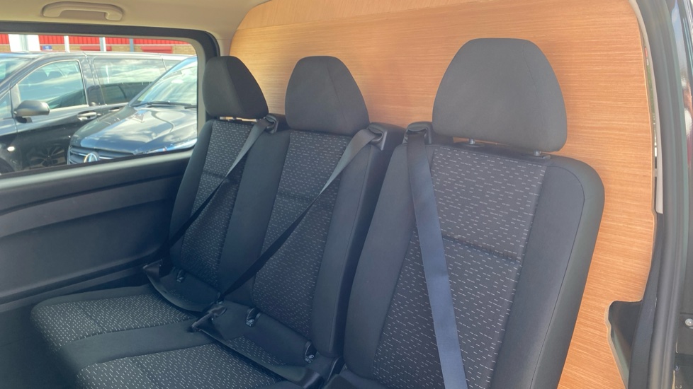 Mercedes-Benz Vito L2 Diesel Rwd 119CDI Select Crew Van 9G-Tronic - Image 22