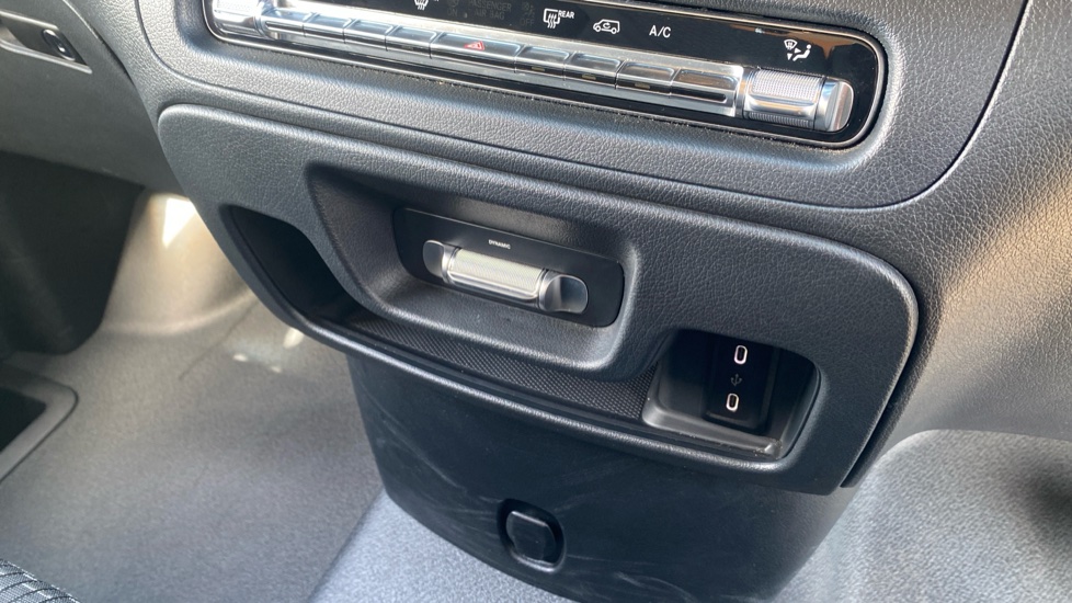 Mercedes-Benz Vito L2 Diesel Rwd 119CDI Select Crew Van 9G-Tronic - Image 29