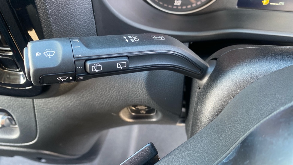 Mercedes-Benz Vito L2 Diesel Rwd 119CDI Select Crew Van 9G-Tronic - Image 30