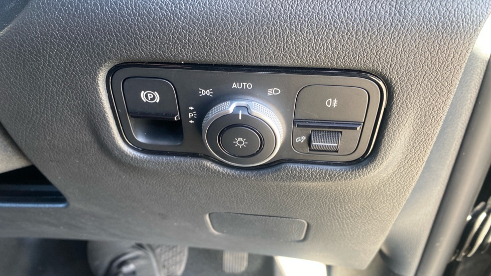 Mercedes-Benz Vito L3 Diesel Rwd 119CDI Select Crew Van 9G-Tronic - Image 33